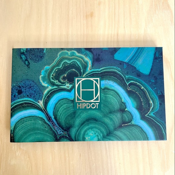 Hipdot Cenote Pressed Eyeshadow Palette - Picture 5 of 7